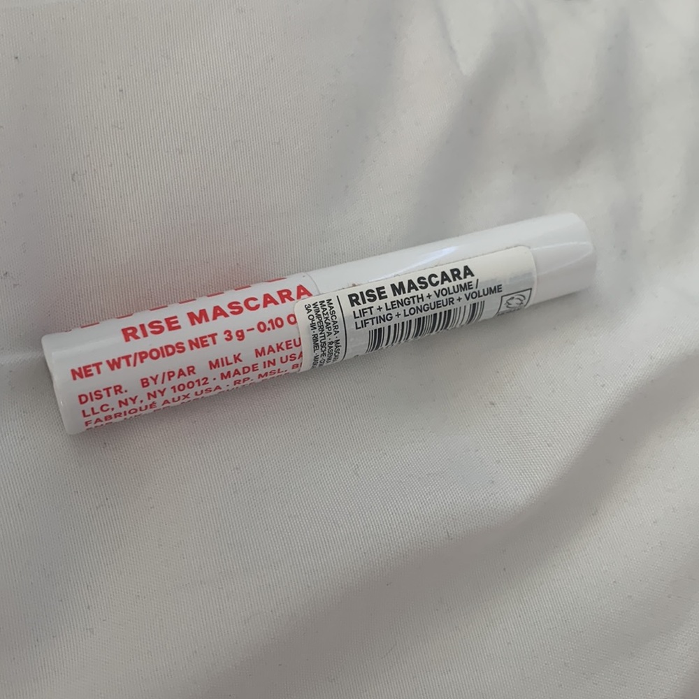 Milk Makeup Rise Mascara - Picture 2 of 3